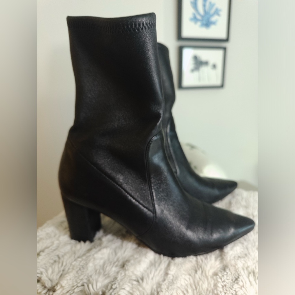 Stuart Weitzman Black Stretch Leather Ankle Boots